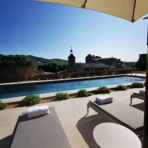 Hotel De La Villeon Tournon-sur-Rhone